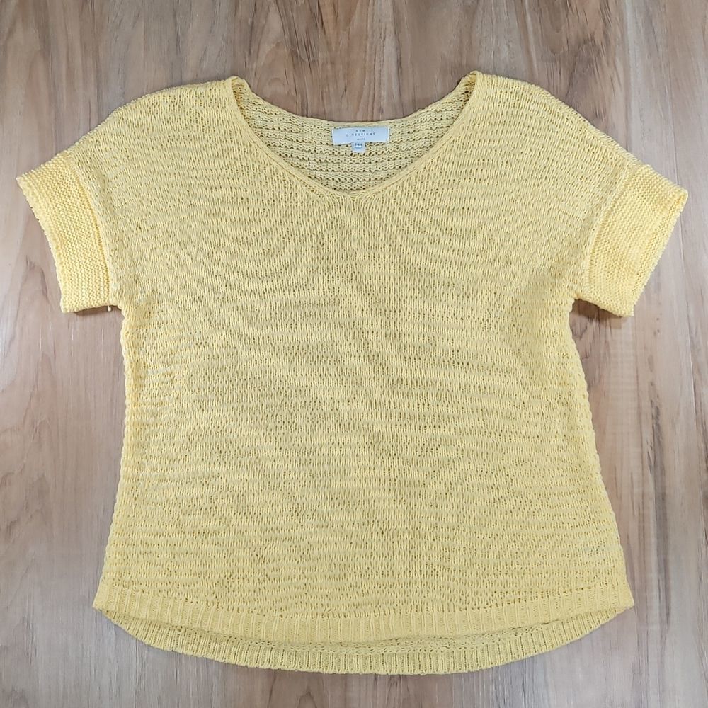 🔺️New Directions Yellow Knit Vneck Short Sleeve Sweater Petite Medium